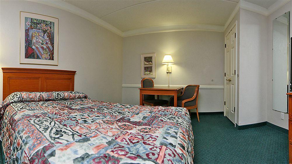 La Quinta Inn By Wyndham San Antonio Market Square מראה חיצוני תמונה