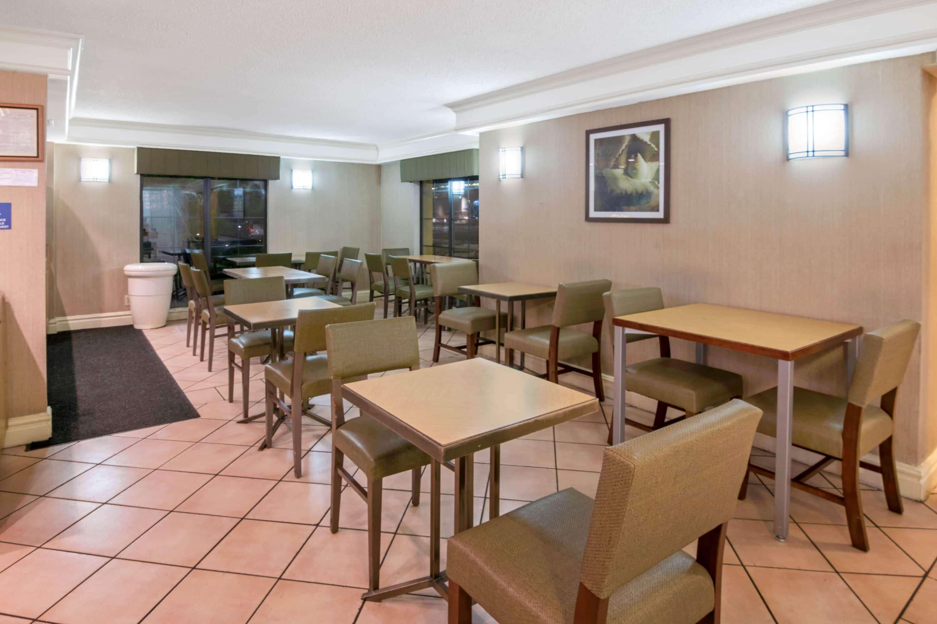 La Quinta Inn By Wyndham San Antonio Market Square מראה חיצוני תמונה