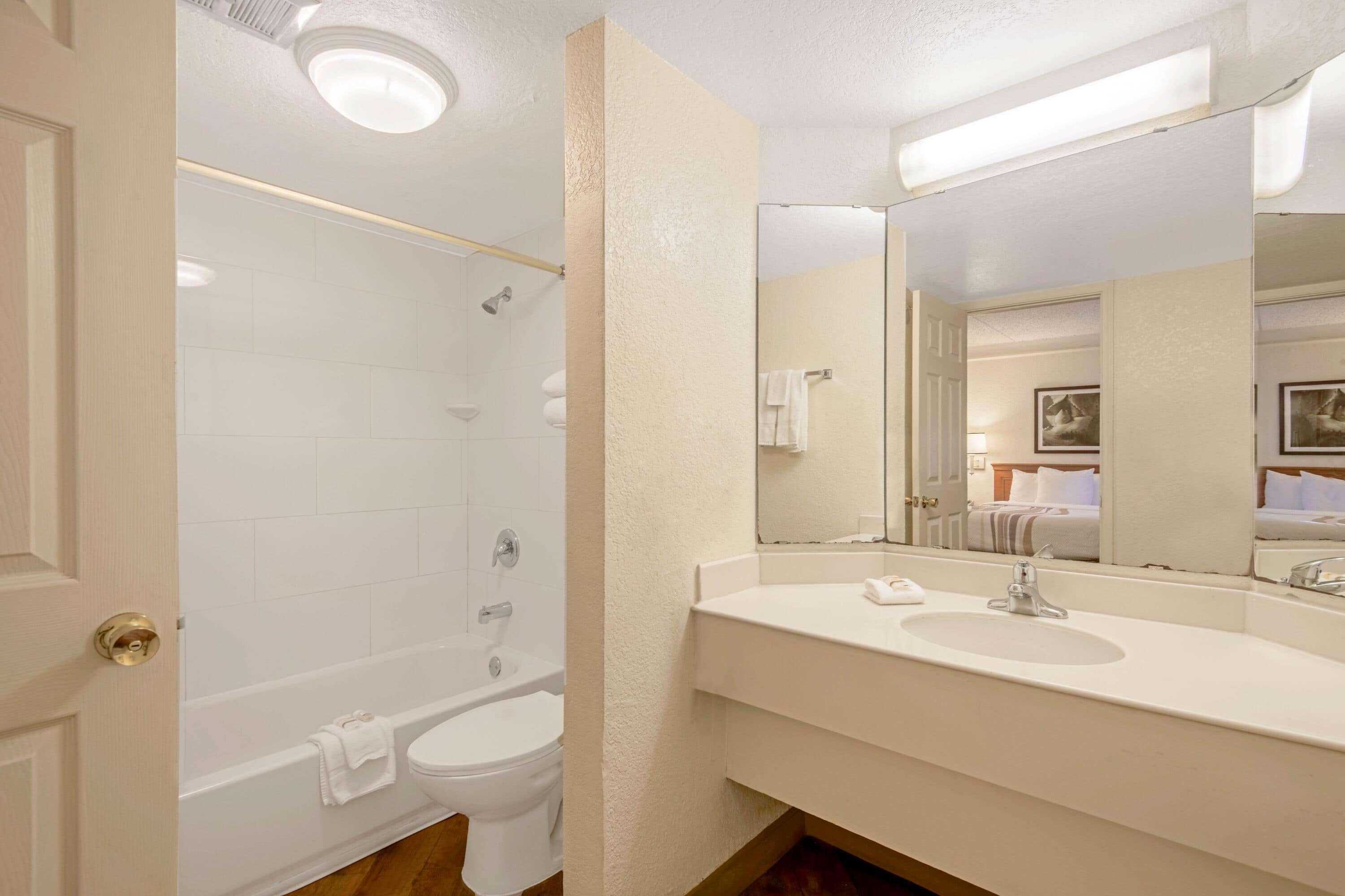 La Quinta Inn By Wyndham San Antonio Market Square מראה חיצוני תמונה