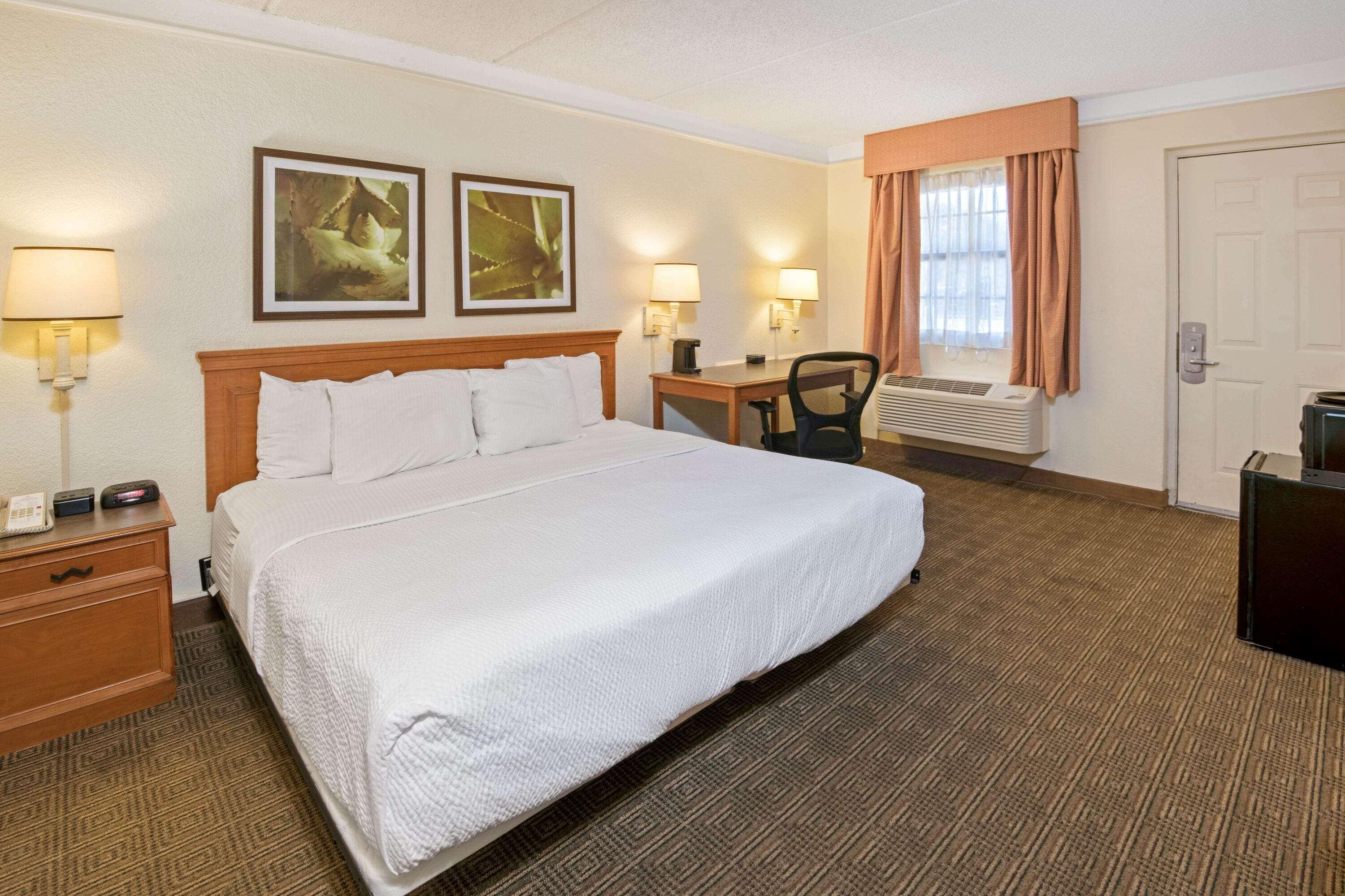 La Quinta Inn By Wyndham San Antonio Market Square מראה חיצוני תמונה