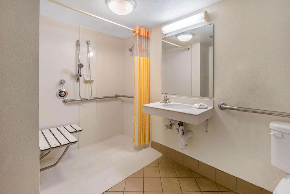La Quinta Inn By Wyndham San Antonio Market Square מראה חיצוני תמונה